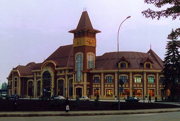 felújított vasútállomás